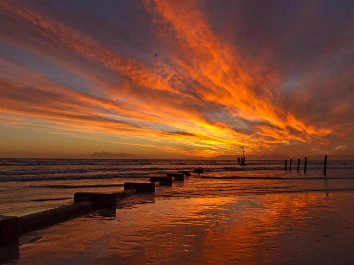 Ocean-Song Daire Strand Dış mekan fotoğraf